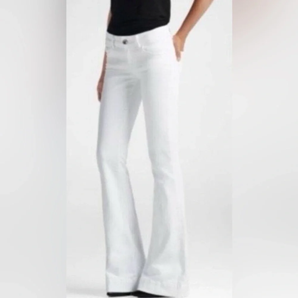 J Brand White Love Story Low Rise Flare Women’s Sz 32 Jeans